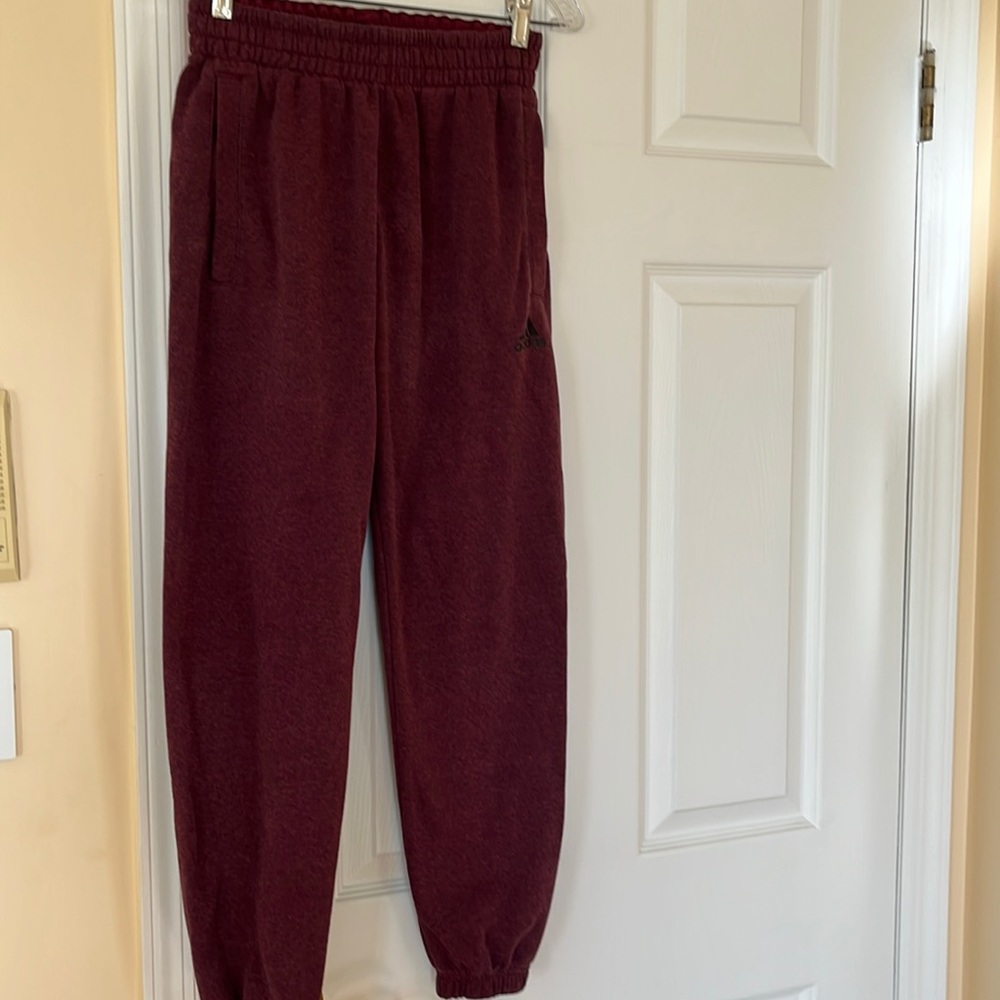 Adidas warm, long, unisex pants in maroon color